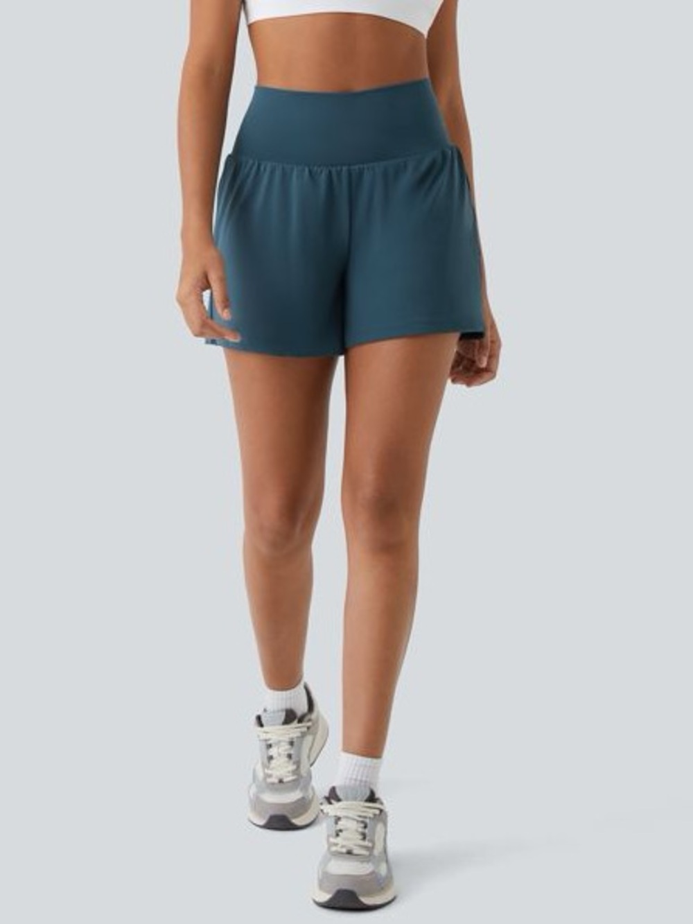 NEW Halara Airy Super High Waisted 2-in-1
InstantCool Yoga Shorts 5"